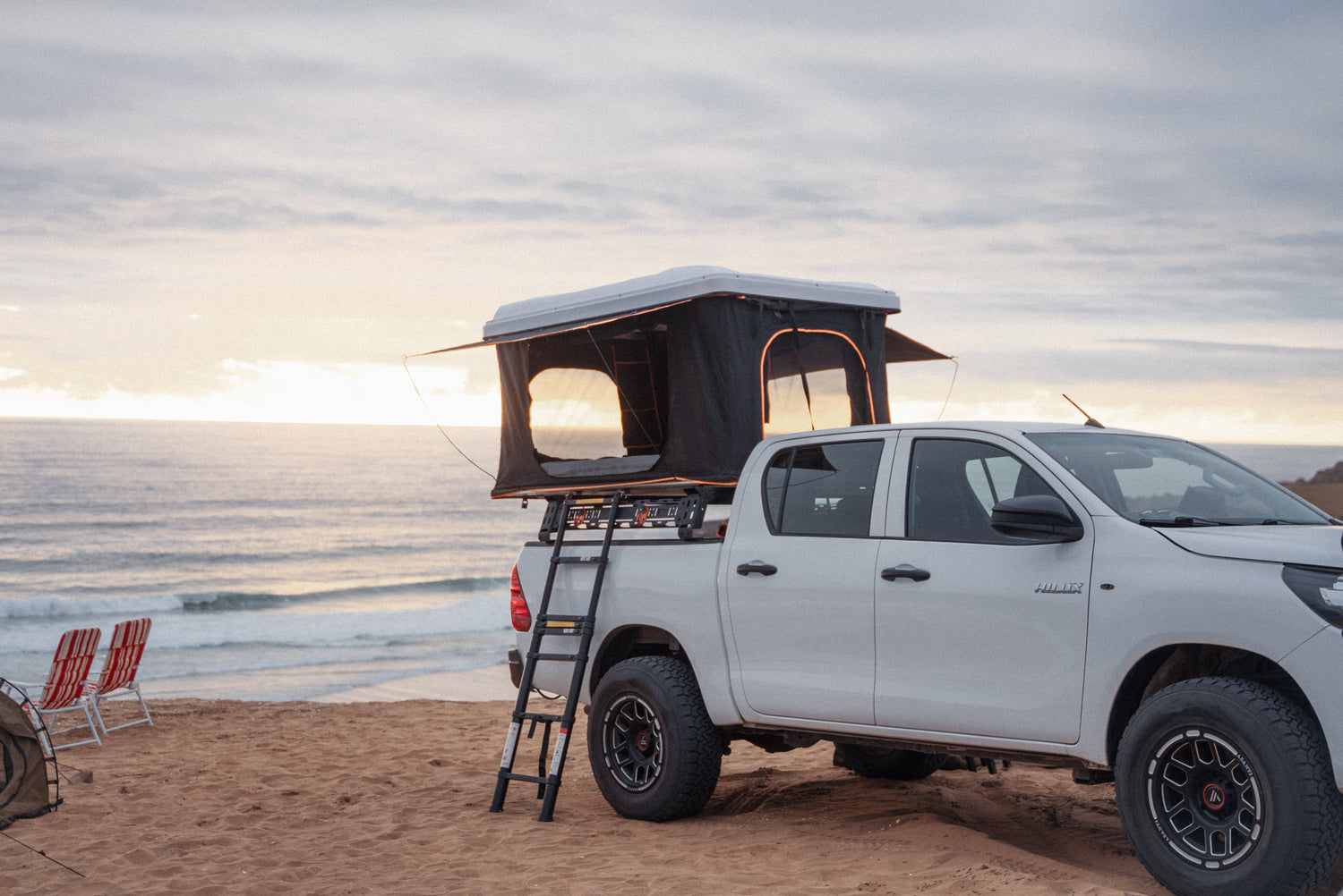 Hardshell Rooftop Tent